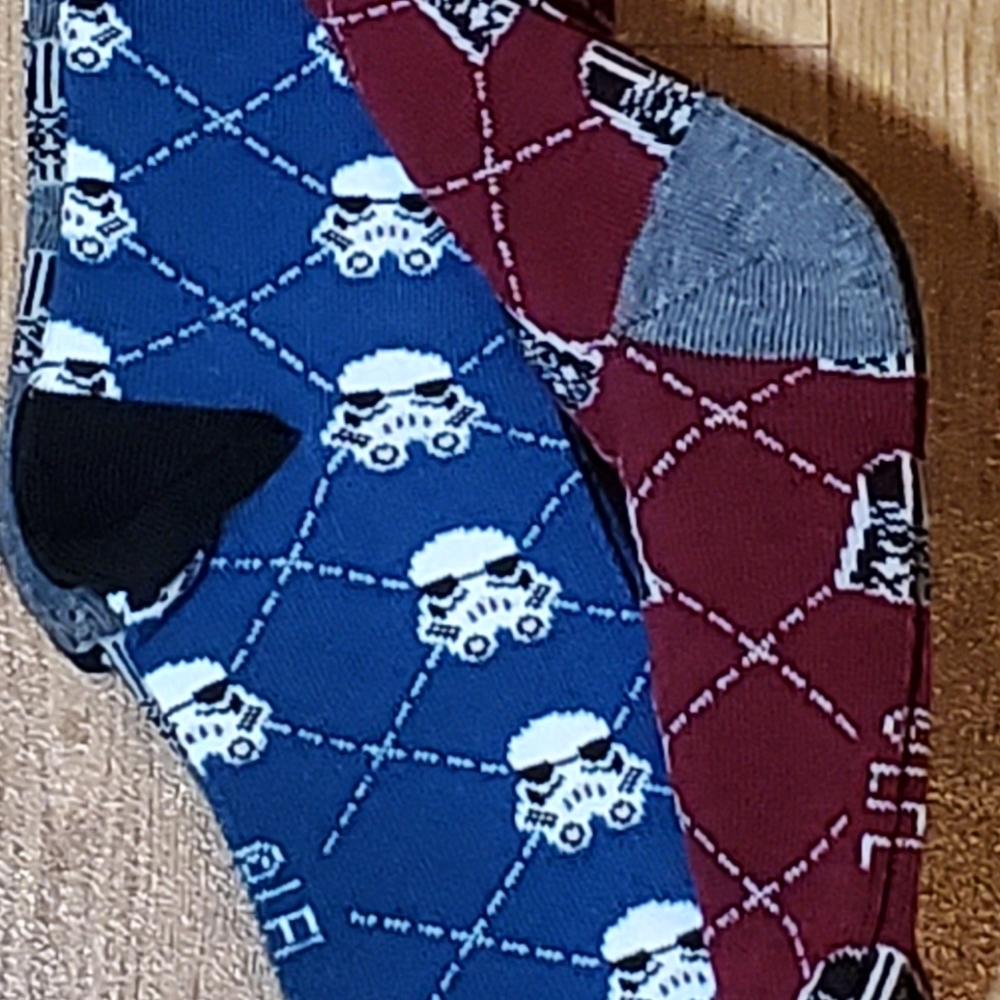 New STAR WARS Disney 4 Pairs Socks Cotton Darth Vader Stormtrooper NWT